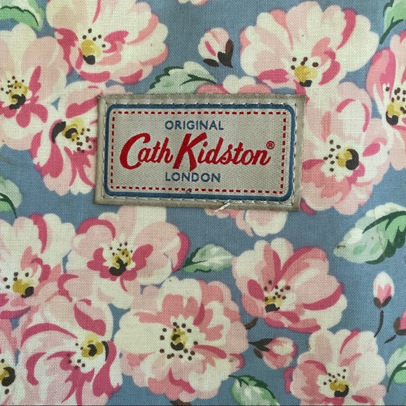 Cath Kidston Waxed Cotton Floral Laptop Backpack - Picture 9 of 13